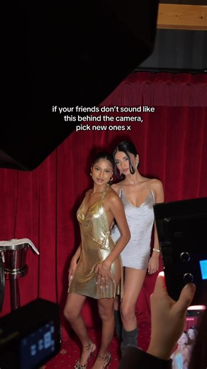 supportive friends >>> @Florence is an angel 🫶🏽 @shini #fyp #besties #trending #friends