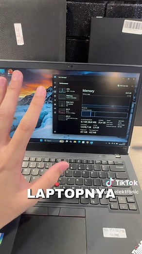 Lenovo ThinkPad T14s: High-Performance Laptop Review