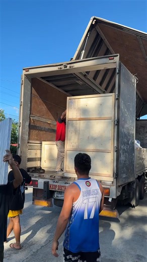 Pneumatic Trainer, Hydraulic Trainer, Process control trainer for a school client. Unloading!!! | JN Controls Engineering Services