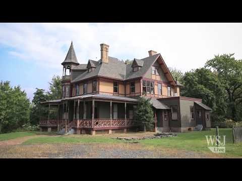 A Haunted House on Staten Island