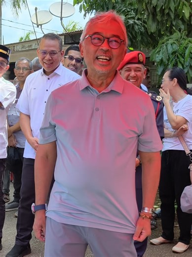 Sultan Pahang's Support for Fire Victims in Kuantan