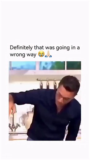 THE (The Humor Entertainment) on Instagram: "going in the wrong direction isn’t just a physical mistake—it’s a psychological plot twist in real life. Our brains love patterns and predictability, so when someone clearly heads the opposite way of logic, it triggers a mix of confusion, suspense, and comedy. That’s why clips or memes with people literally walking, driving, or arguing in the wrong direction go viral—they break your brain’s expectation for just a split second. Even funnier? When other