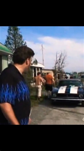 Skandaliczny list kilku pań, które uzurpują sobie prawo do wypowiadania się w imieniu „wszystkich Polek”. A nie – to nie są „wszystkie kobiety”. To są celebrytki, żony komunistów, lewackie aktywistki i znudzone milionerki, które chcą rozdawać publiczny socjal niepracującym Ukraińcom. Mówię jasno – nie macie prawa rozporządzać pieniędzmi zwykłych Polaków. Chcecie dawać niepracującym Ukraińcom socjal? Możecie to robić ze swoich! Tokarczuk, Holland, Ochojska, Janda, Kwaśniewska, Komorowska – dla wi