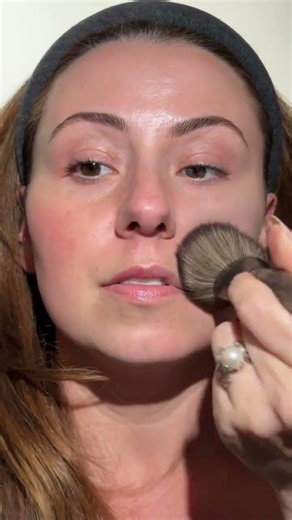 Color Theory Witch here 🧙🏻🪄🎨 🧼 🩵 minty teal ✨neutralizes✨ red orange ❤️🍊 I used a #colortheory