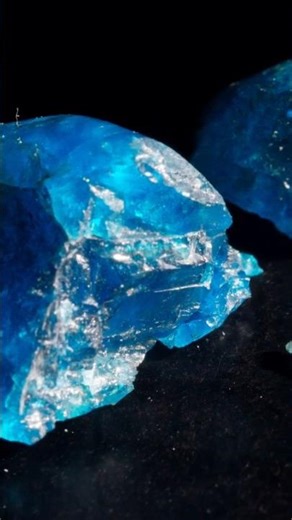 Polishing a Raw Apatite — Until It Flew Off The Wheel