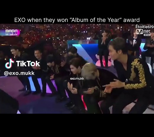 #EXO funny moments😂 . @EXO . . . #exo #exol #xiumin #suho #lay #baekhyun #chen #chanyeol #kyungsoo #kai #sehun #chanbaek #inb100 #kpop #fyp