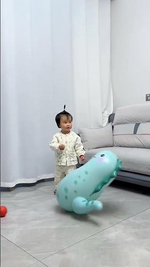 Haha 🤭 This roly-poly toy is so much fun! It doesn't fall over no matter how much you hit it