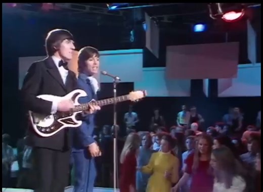 Cliff Richard – Bachelor Boy....🎧 Dive into the video here: https://top-oldies-songs.timelesstracks.org/cliff-richard-bachelor-boy/?utm_source=facebook&utm_medium=trreel&utm_campaign=topoldiessongs | Top Oldies Songs