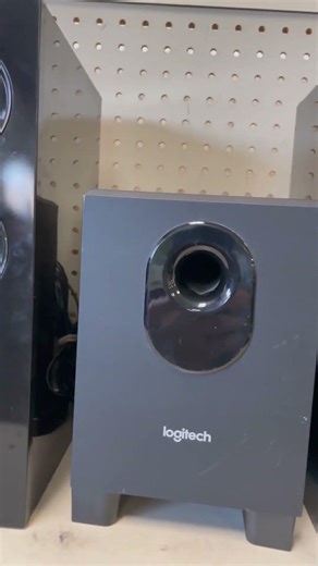 Logitech) Z313 2.1 with Lg speakers ．great combination!
