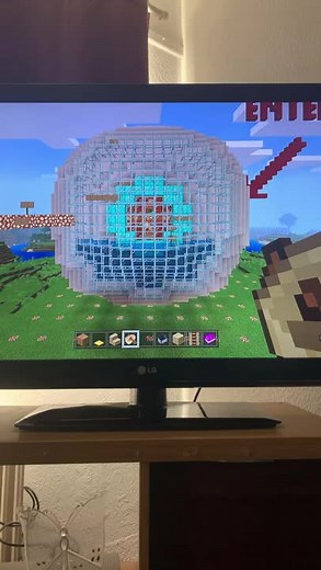 Exploring Minecraft Through ASMR with SRP