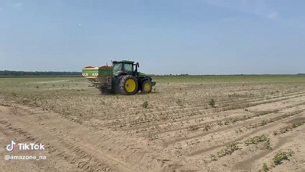 Amazone ZA-TS: Fertilizer Spreading Precision