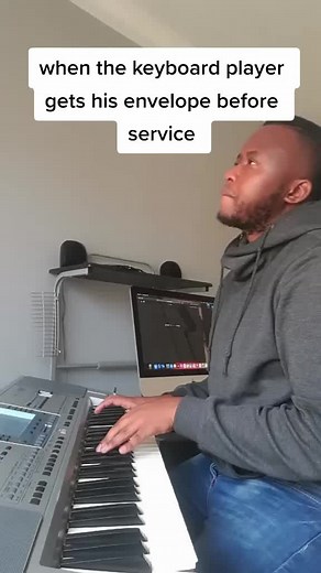 Keyboard Player in Church | Itende Keyboard Song Tutorial