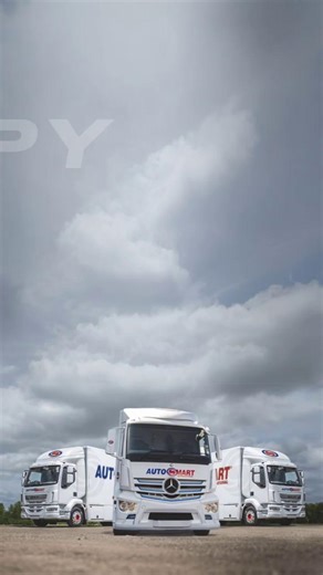 𝐇𝐚𝐩𝐩𝐲 𝐍𝐞𝐰 𝐘𝐞𝐚𝐫 to everyone, with love from Team Autosmart! Here's to a bright and spectacular 2026! 🎆 | Autosmart International