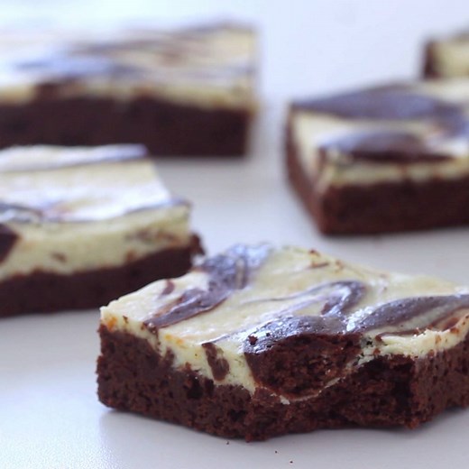 Cheesecake Marbled Brownies. // via Home Cooking Adventure Full recipe: http://taste.md/1WQrwMx | Tastemade