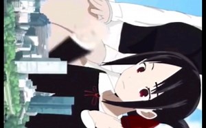 女巨人摧毁城市