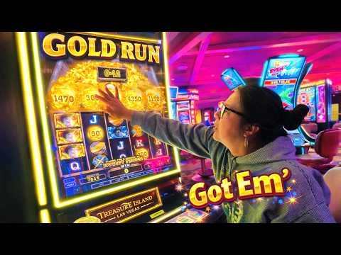 GOLD RUN SLOT hits a Gold Rush on her HUNDRED DOLLAR BILL