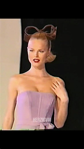 Karen Mulder and Eva Herzigova for GIVENCHY Fall 1996