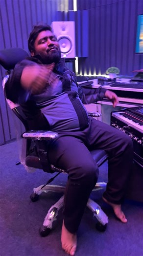 kartik on Instagram: "Gaane gune ganiya se 😁❤️"