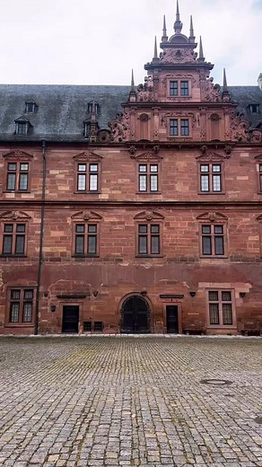 View of 🏰Schloss Johannisburg from inside the courtyard. #aschaffenburg #germany #deutschland #castle #schloss #schlossjohannisburg | Explore Wild Adventures