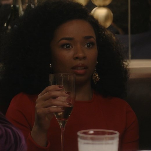 979K views · 4.8K reactions | This dinner party in  Inventing Anna was WILD — anyone else do a double take at the total bill amount?   Stream it on Netflix. | Netflix | Facebook