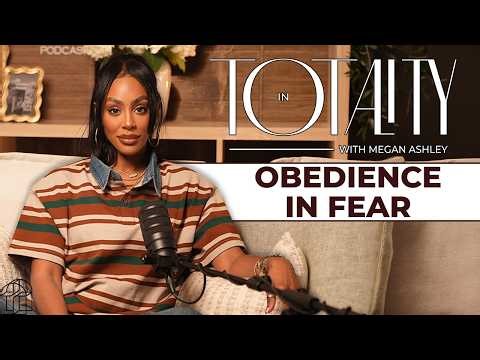 EP 106: Fix Your Gaze on Jesus: How to Stop Sinking in Fear & Doubt | In Totality with Megan Ashley