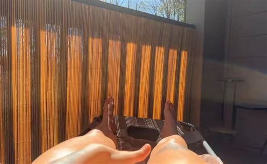 Post by Scarlett on X: oops