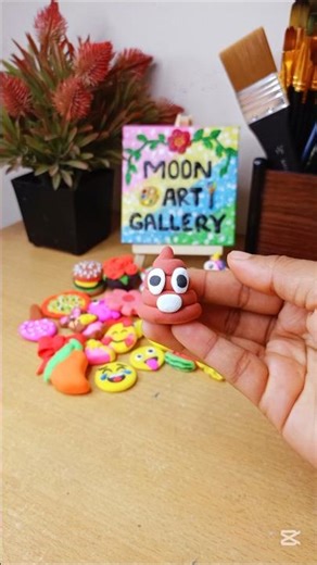 Diy clay art Poop emoji making💩#diy#christmas#shortsfeed#craft#viralvideo#vairalshort#viral#short