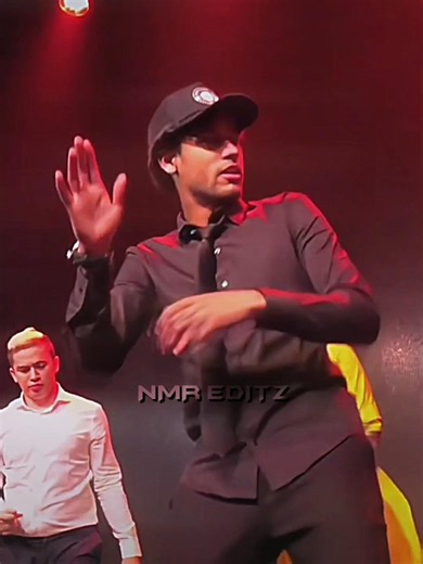 Neymar the best dancer 🕺🏻❤️ | Party with a Jagaban 🎶