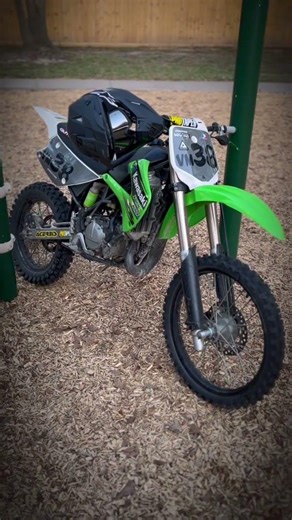 Honourable c note 😍 #fypシ゚viral #kawasaki #dirtbike