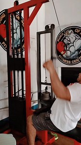 How to perform a correct Lat Pulldown🏋️ #kingofpoundfitnesscenter #bodyweightworkout #everyoneシ゚ | King Of Pound Fitness Center
