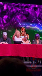 🚨LADY APACHE ENFURECIÓ CON LOS PSEUDOSFICIONADOS 🚨 🔥Al momento de sus declaraciones #LadyApache se expresó en contra de los “aficionados” que solo critican por redes sociales y demeritan el esfuerzo de promotoras y empresas, así lo hizo saber en la conferencia de prensa del #HijoDelSanto.🔥 #LuchaLibre #Lucha #Wrestling #Wrestlers #Luchadores #Reenmascarando | Reenmascarando