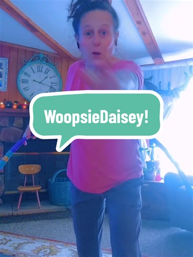 See! I drop the hoop too!! Just pick it up and keep trying. ❤️ #hulahoop #keepgoing #bloopers