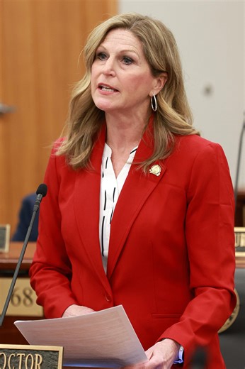 Grooming, school bus safety bills advance in Kentucky. What else moved?