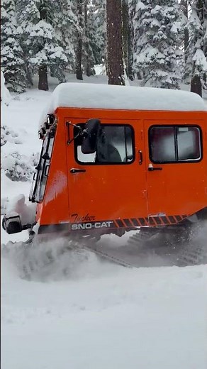 Built for work, built for play... Tucker Sno-Cat Model 200SL (Super Lite) #tuckersnocat