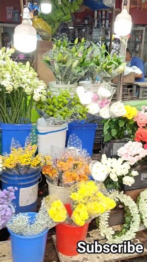 flower shops at the lakemarket. #lakemall #flowers #flower #shops #kolkata #date #flower #explore