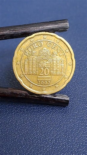 2002 Austria 20 Euro Cent with Obverse Die Chips #errorcoins #errorcoin #minterror #minterrors #coinerror #coinerrors #coincollecting #euroerror #euroerrors #euroerrorcoin #euroerrorcoins | Errorsmus