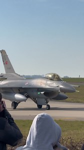 What Is This Semi Circle Under The Plane..?! That’s Not Very Aerodynamic #aerodynamics #circle #plane #planespotting | CA Aviation