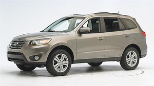 2011 Hyundai Santa Fe 4-door SUV