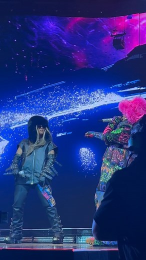 13K views · 2.3K reactions | TWO LEGENDS, ONE STAGE #OUTOFTHISWORLDTOUR  | Crypto.com Arena | Facebook