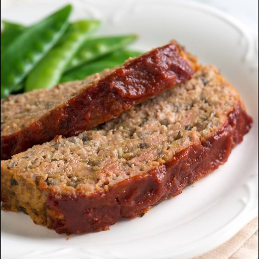 Unbelievably Moist Turkey Meatloaf Recipe! Get the FULL recipe here: http://www.inspiredtaste.net/21535/unbelievably-moist-turkey-meatloaf-recipe/ | Inspired Taste
