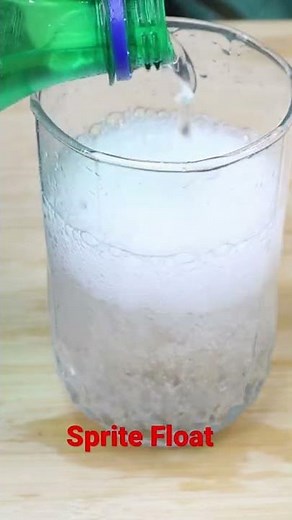 Two ingredient Sprite Float #summer #icecream #drink