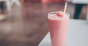 Make the ultimate high-fiber smoothie with these key ingredients