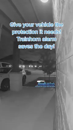 Thieves are no match for a Hornblasters train horn!🚂💨 #hornblasters #teamHB #choochoo #hbfam #horns #carhorns #airhorns #truckhorn #ford #chevy #dodge #ram #cummins #duramax #gmc #powerstroke #superduty #car #truck #trucks #suv #stdk #shockerXL #megatruck #mudtruck #streettruck #showtruck #thief #caught #scared | HornBlasters.com