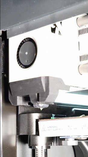 A quick look at how the new Bambu Lab P1S works #bambulab #p1s #bambu #3dprinting