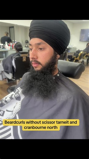 Expert Beard Curls at Urban Styles Salon