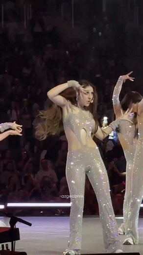 MANİFEST ÜLKER ARENA KONSER SUEDA HİLELİ YAKIN ÇEKİM