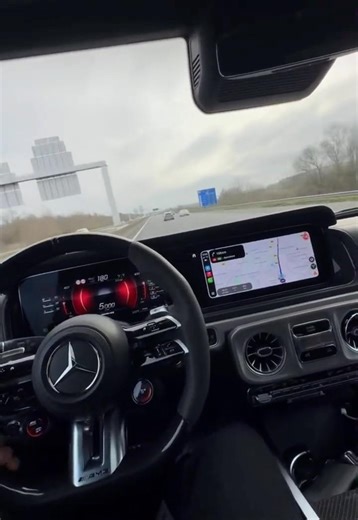 THE MERCEDES-AMG G63 BRUTAL SOUND & ACCELERATION ☠️