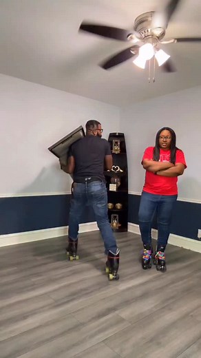 He Slipped And Came Back 🤣🔥 #rollerskating #strut | Solomon Snowden