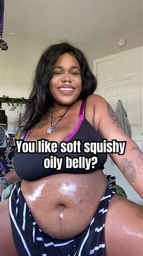Do you like a soft squishy belly? ￼# #bigbelly #fat #chubby #bellyfat #biggirl #feederism # #thighs