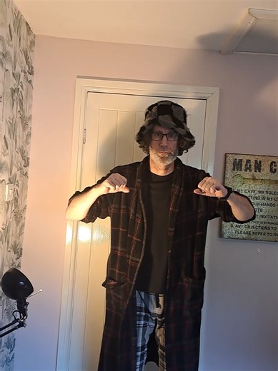 MC Dick Douglas of Rapping with the Elderly takes on his very first crip walk and it’s absolute comedy gold as an old‑school chap tries to master a full‑on gangsta dance with all the swagger of someone who still remembers the Beatles’ first album. Watch the shaky knees, the unexpected confidence, and the pure joy of an old man stepping into hip hop culture like he’s been doing it for decades. Packed with laughs, nostalgia, and peak TikTok energy, this is the kind of hilarious crossover you didn’